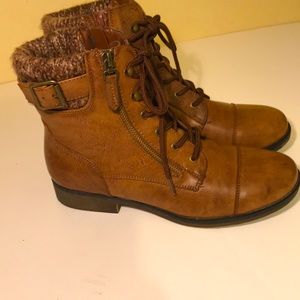 NEW, Kohl’s Women’s boots Sz 9.5 M